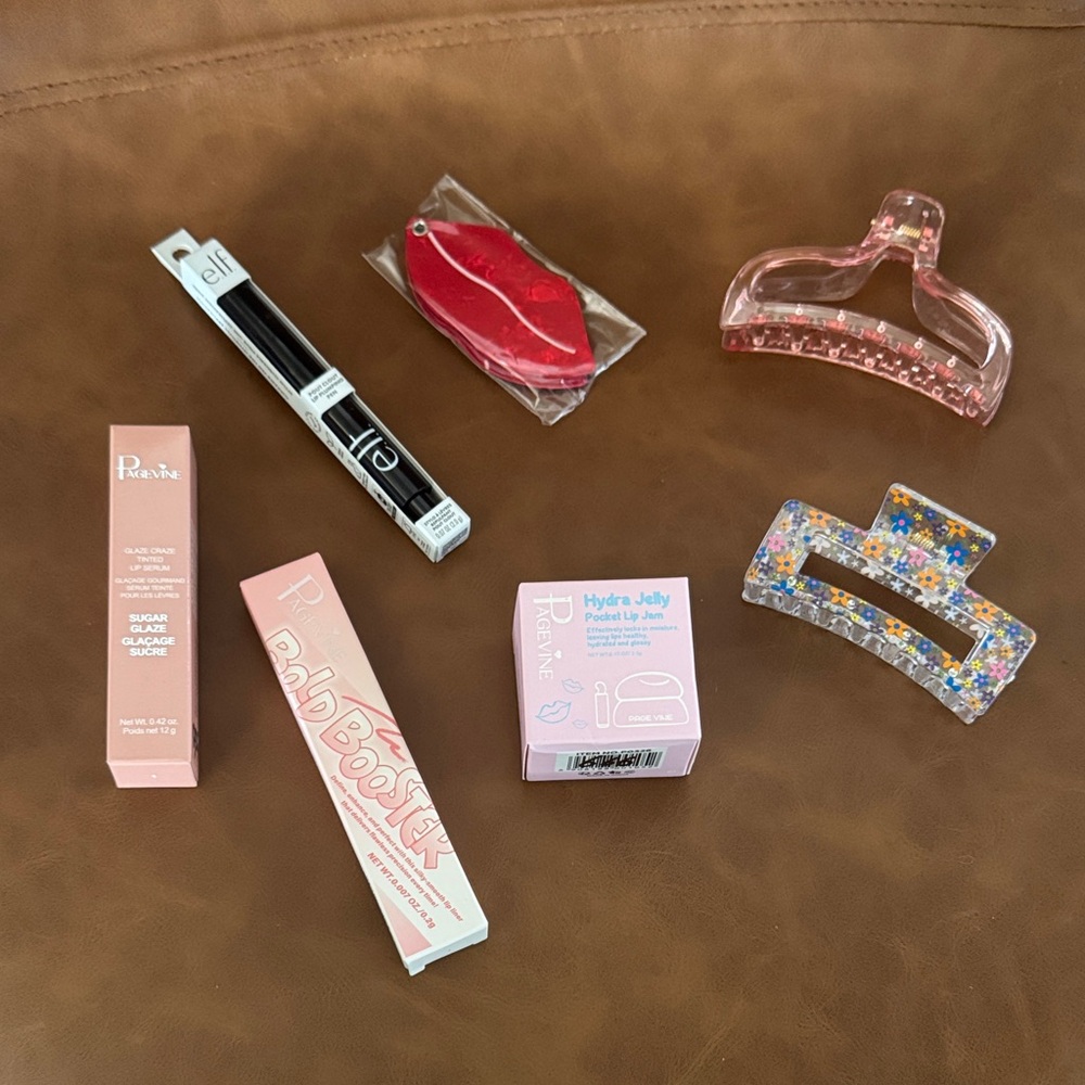 New Makeup & Claw Clip Bundle